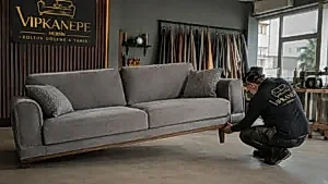 Koltuk Oturunca Sağa Sola Kayıyorsa Sebebi Ne Olabilir?